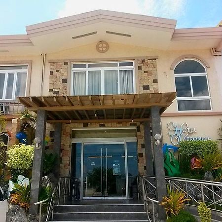 Veronica Hotel Roxas City Exterior photo